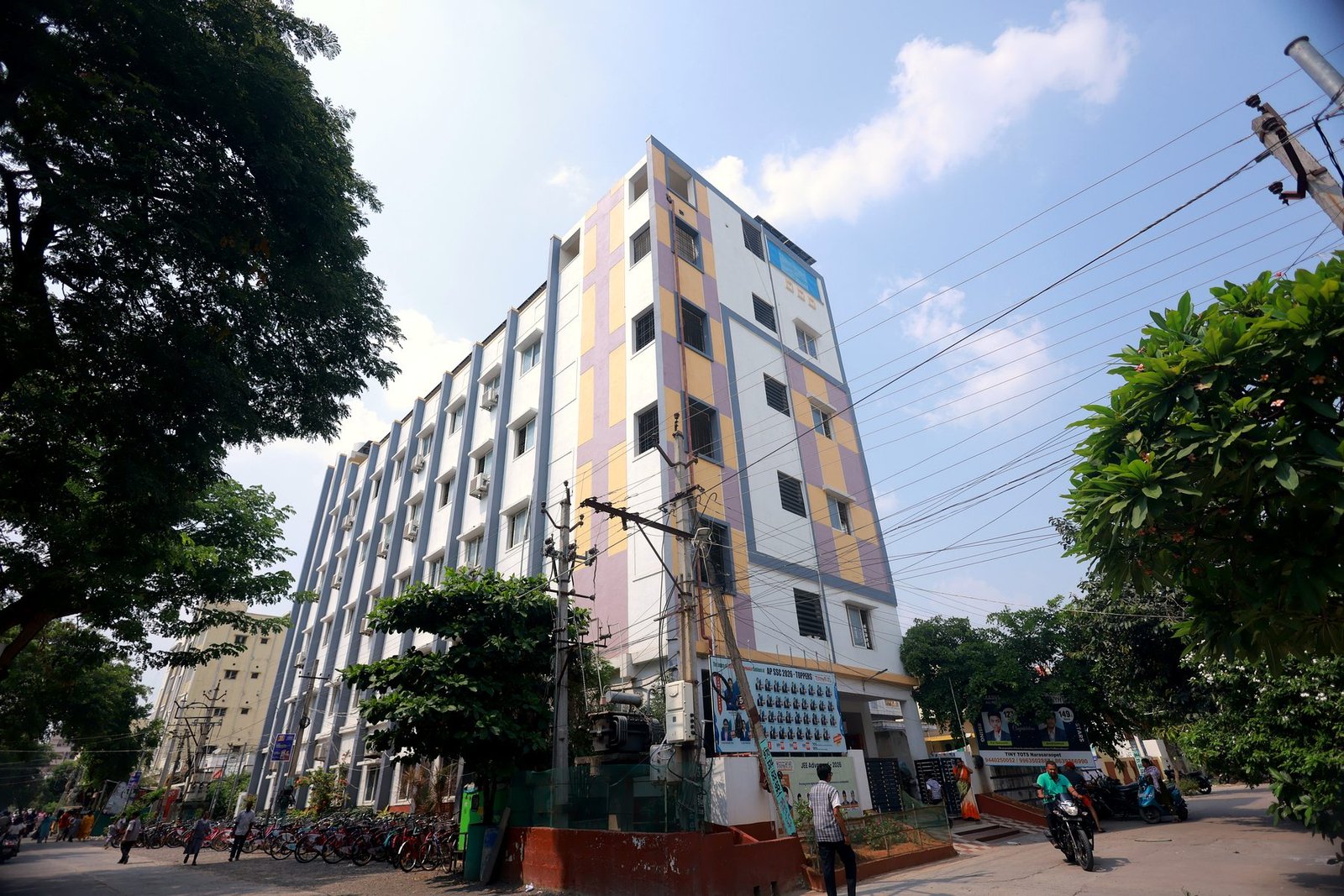 Tiny Tots Higher Campus building