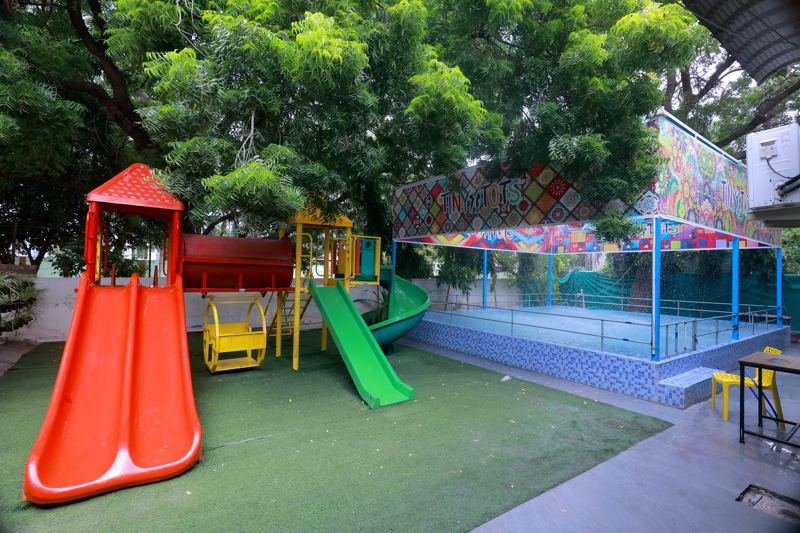 Slide area